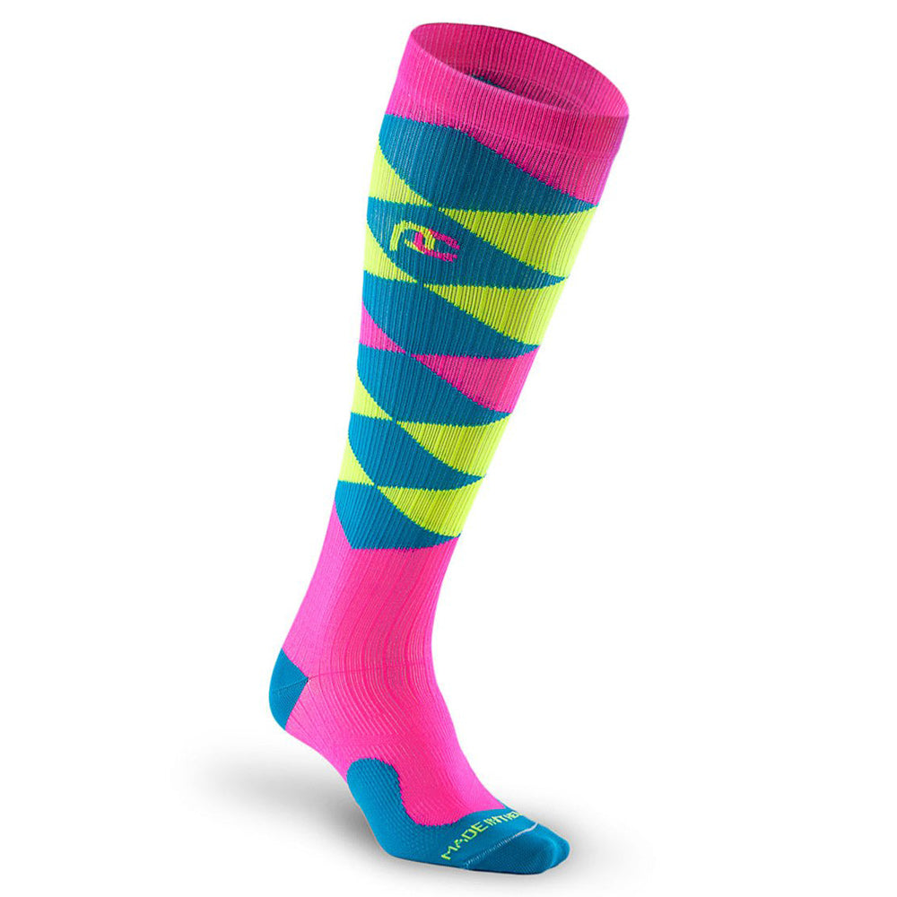 03122022-Knee-High-Compression-Socks-Marathon-Derby-Argyle-1.jpg